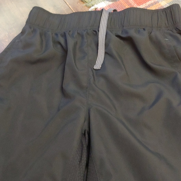 Mens swim trunks - Picture 1 of 3